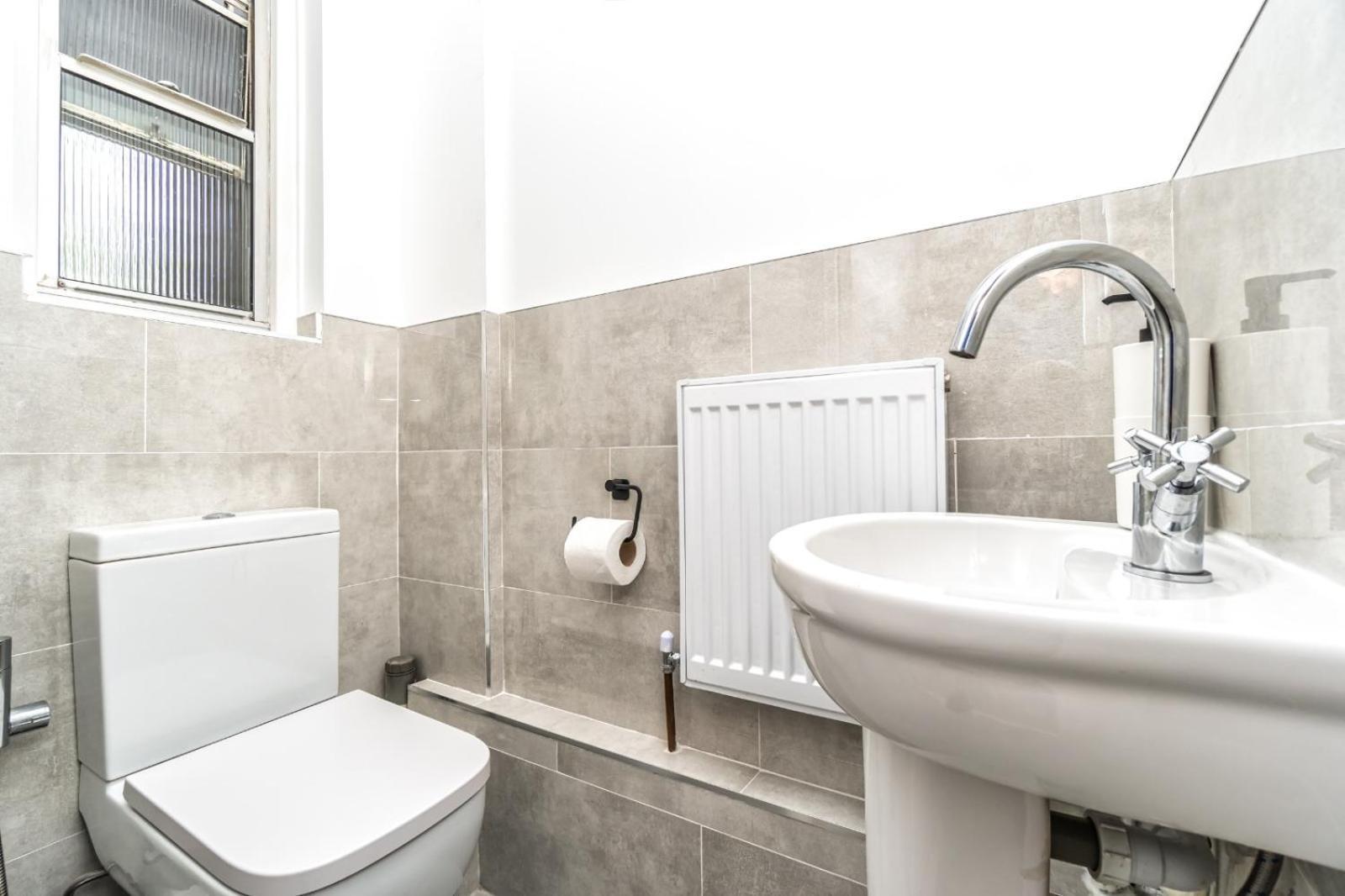 Cosy Guest House In Whitechapel London Ngoại thất bức ảnh